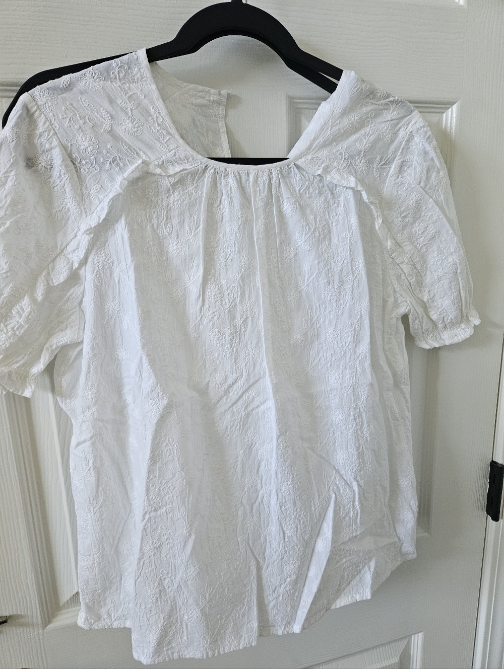 Lucky Brand Flutter Sleeve Eyelet Blouse